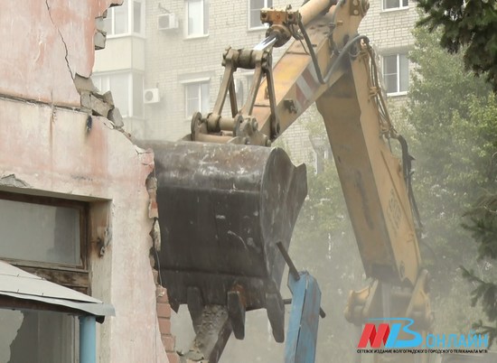 Жителям шести аварийных домов в Волгограде дадут квартиры в «Колизее»